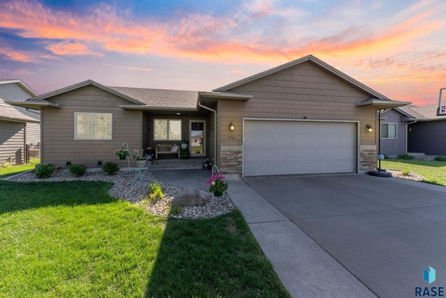 2804 Grinnell Ave S Avenue S, Sioux Falls, SD 57106