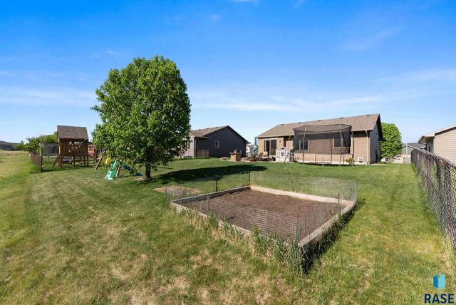 2804 Grinnell Ave S Avenue S, Sioux Falls, SD 57106