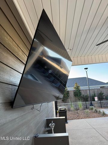 74 Harvest Dance Drive, Byhalia, MS 38611