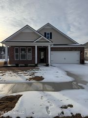 74 Harvest Dance Drive, Byhalia, MS 38611