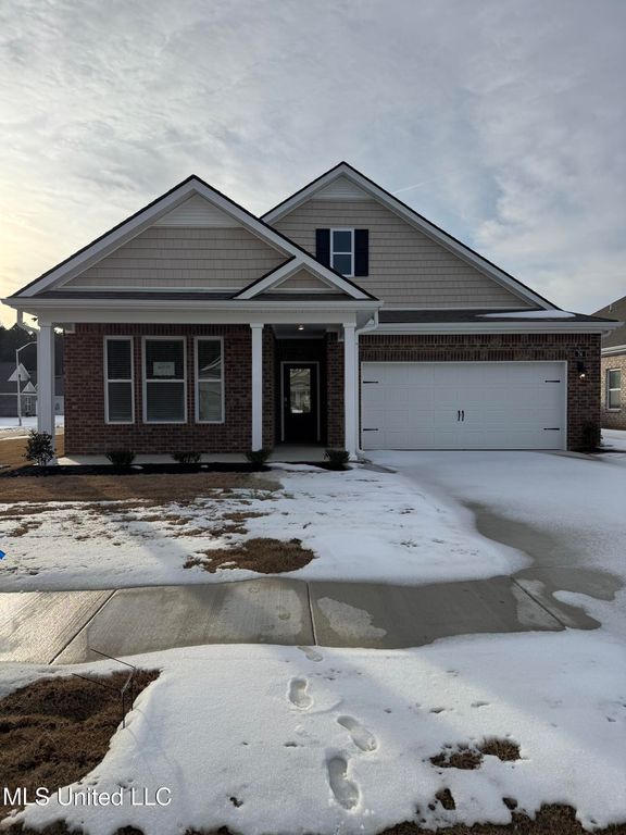 74 Harvest Dance Drive, Byhalia, MS 38611