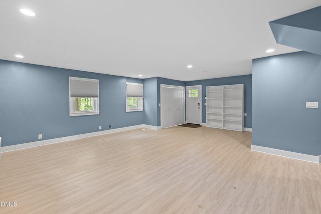 7921 Castlelake Court, Raleigh, NC 27615