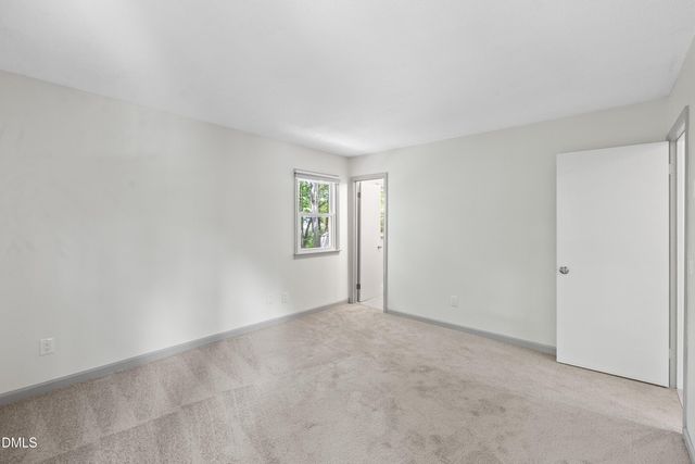 7921 Castlelake Court, Raleigh, NC 27615