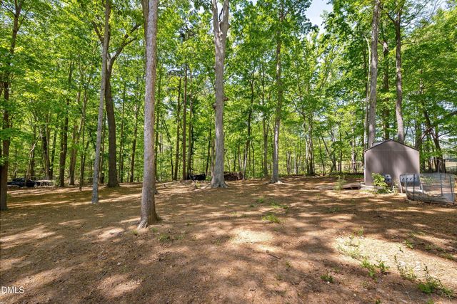 7921 Castlelake Court, Raleigh, NC 27615