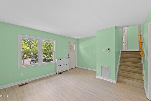 7921 Castlelake Court, Raleigh, NC 27615