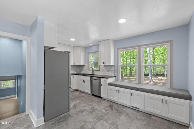 7921 Castlelake Court, Raleigh, NC 27615