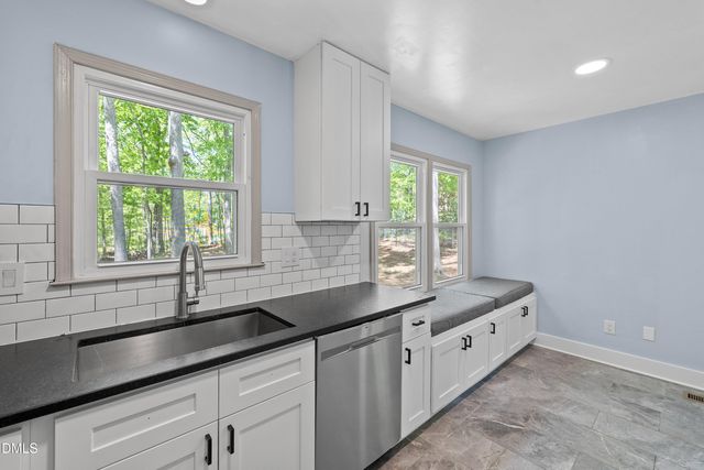 7921 Castlelake Court, Raleigh, NC 27615