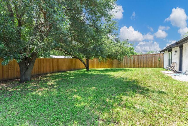 7116 Chapman Drive, North Richland Hills, TX 76182