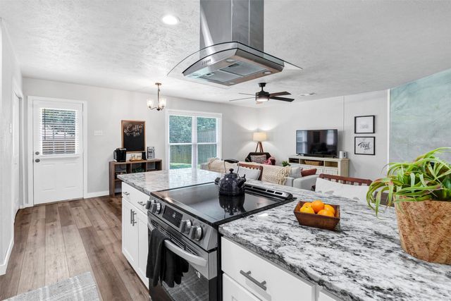 7116 Chapman Drive, North Richland Hills, TX 76182