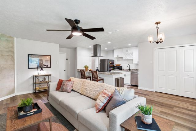 7116 Chapman Drive, North Richland Hills, TX 76182