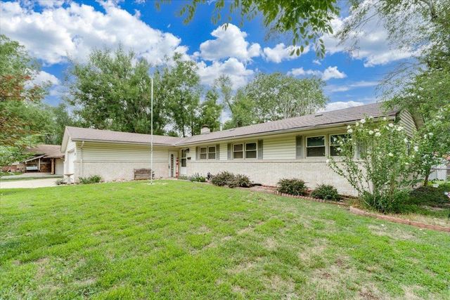 10110 W 9TH ST. N., Wichita, KS 67212