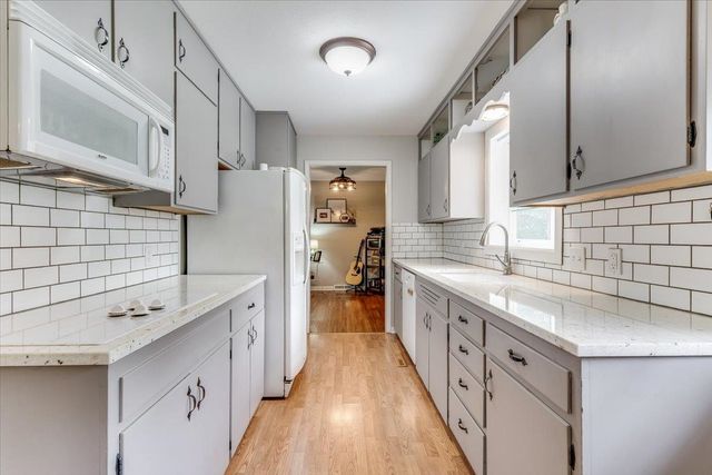 10110 W 9TH ST. N., Wichita, KS 67212