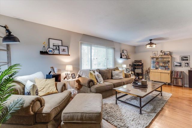 10110 W 9TH ST. N., Wichita, KS 67212