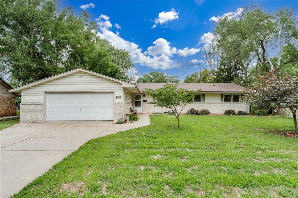 10110 W 9TH ST. N., Wichita, KS 67212