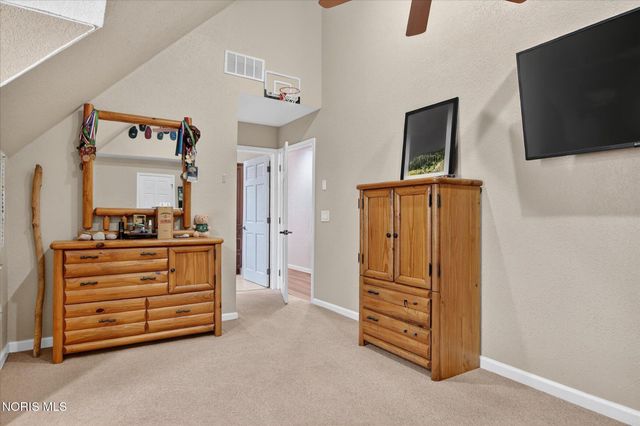 2548 Talmadge Road, Ottawa Hills, OH 43606