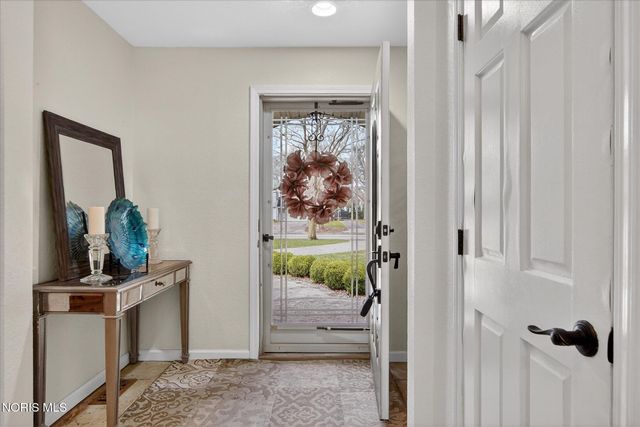 2548 Talmadge Road, Ottawa Hills, OH 43606