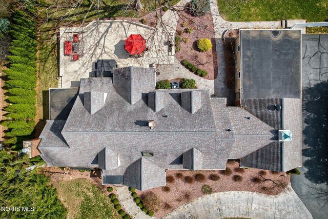 2548 Talmadge Road, Ottawa Hills, OH 43606