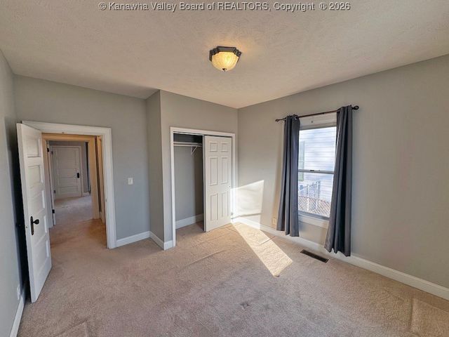 1217 Payne Avenue, Dunbar, WV 25064