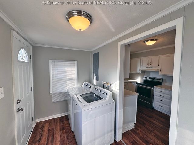 1217 Payne Avenue, Dunbar, WV 25064