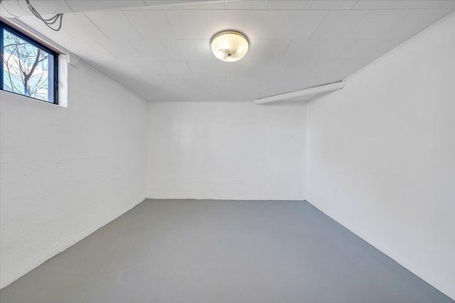 1089 Glenn Ridge RD, Roanoke, VA 24017