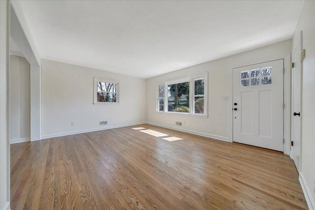 1089 Glenn Ridge RD, Roanoke, VA 24017