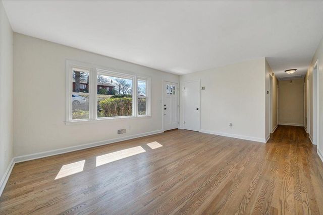 1089 Glenn Ridge RD, Roanoke, VA 24017