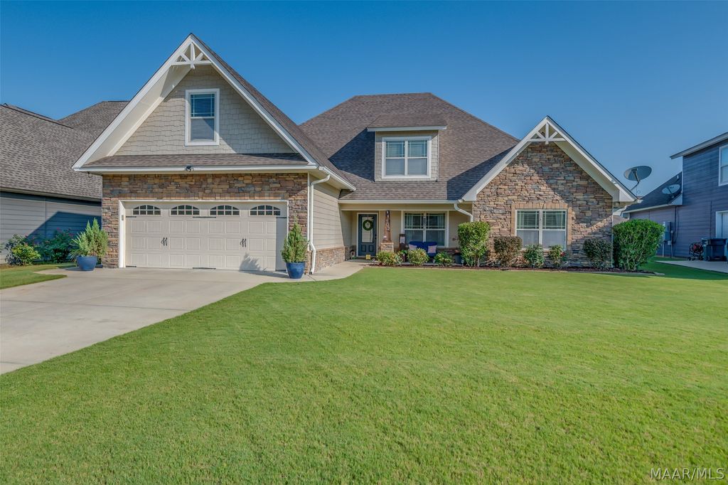 102 CANTERA Way, Pike Road, AL 36064