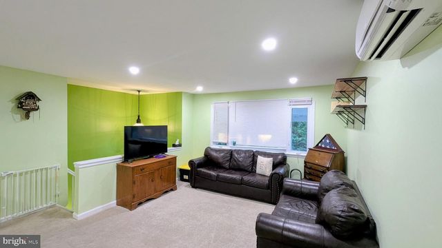 129 ROBBINSVILLE-EDINBURG, Robbinsville, NJ 08691