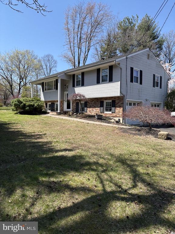 129 ROBBINSVILLE-EDINBURG, Robbinsville, NJ 08691
