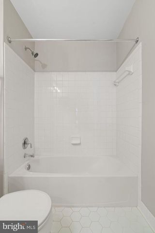 177 MARTIN LN, Alexandria, VA 22304