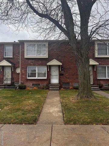 37115 Briarwood, Clinton Township, MI 48036