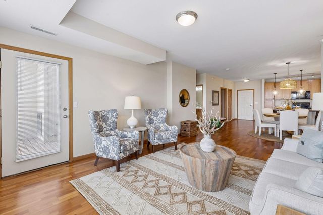 12501 Nicollet Avenue 310, Burnsville, MN 55337