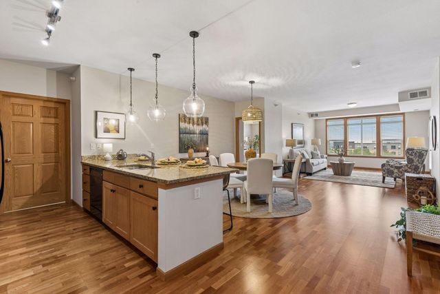 12501 Nicollet Avenue 310, Burnsville, MN 55337