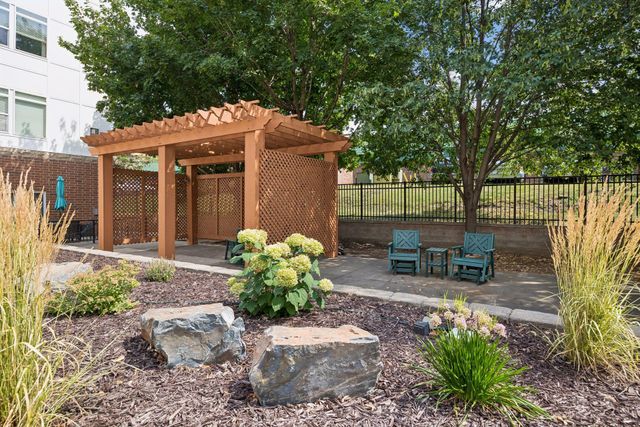 12501 Nicollet Avenue 310, Burnsville, MN 55337