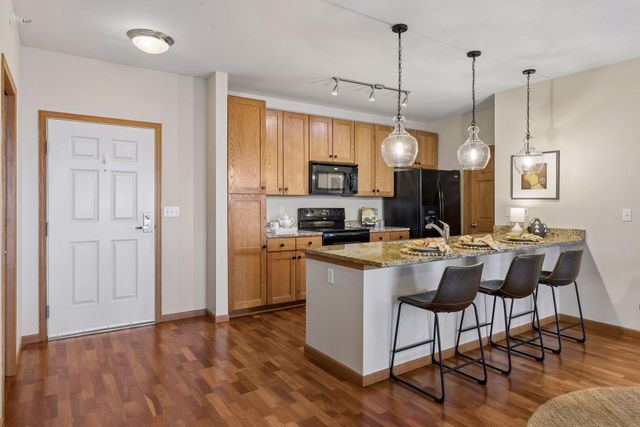 12501 Nicollet Avenue 310, Burnsville, MN 55337