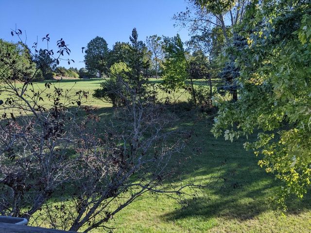 N75W23419 Ridgeview CIRCLE, Sussex, WI 53089