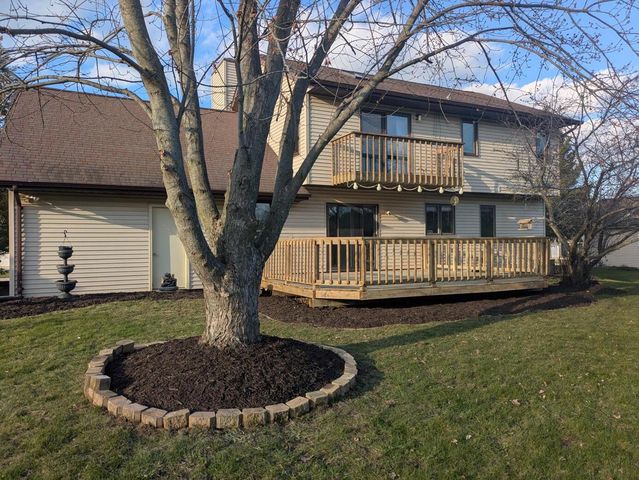 N75W23419 Ridgeview CIRCLE, Sussex, WI 53089