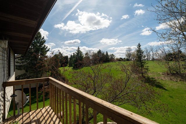 N75W23419 Ridgeview CIRCLE, Sussex, WI 53089
