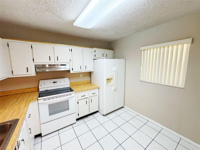 1820 SW 81st Avenue 3201, North Lauderdale, FL 33068