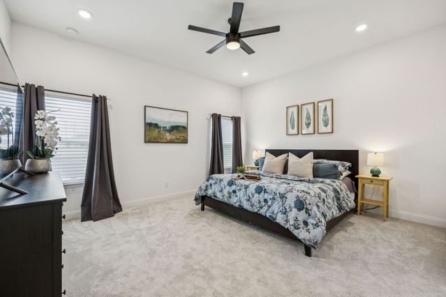 1318 Oliver Creek Lane, Justin, TX 76247