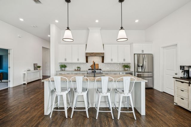 1318 Oliver Creek Lane, Justin, TX 76247