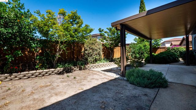 2012 Mint Dr, Brentwood, CA 94513