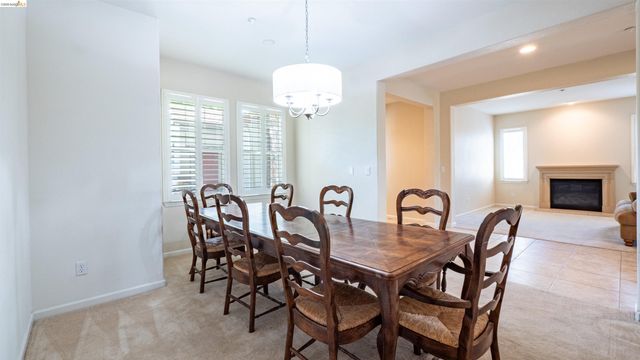 2012 Mint Dr, Brentwood, CA 94513