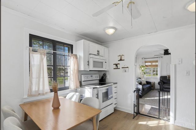 6042 Tenth Avenue, Miami Twp, OH 45342