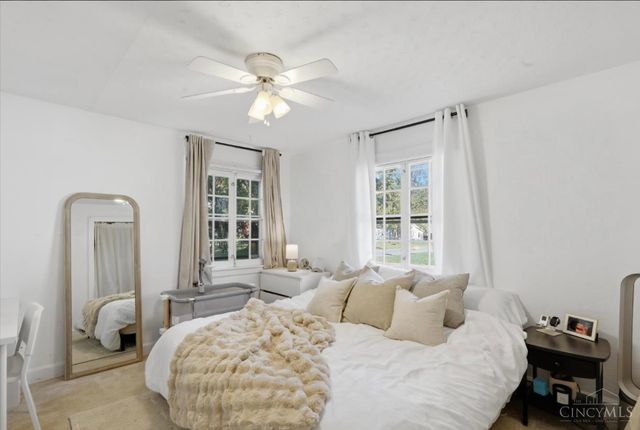 6042 Tenth Avenue, Miami Twp, OH 45342