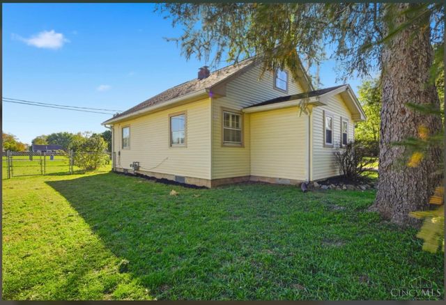 6042 Tenth Avenue, Miami Twp, OH 45342