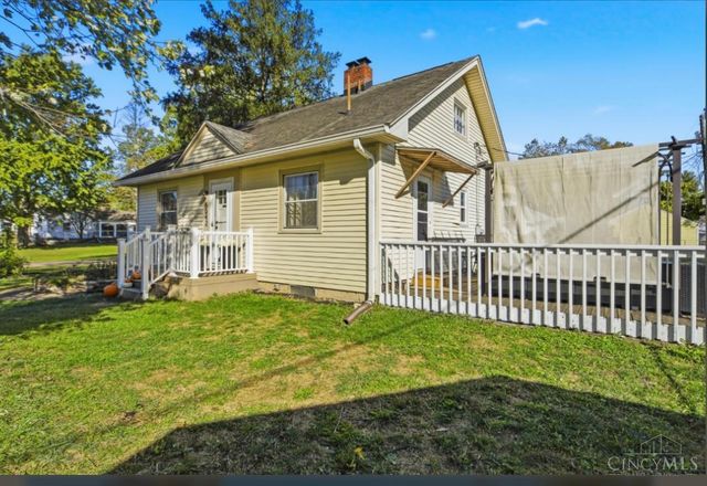 6042 Tenth Avenue, Miami Twp, OH 45342