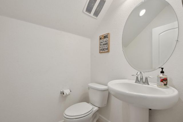 7831 Zaragoza Walk, Sacramento, CA 95823