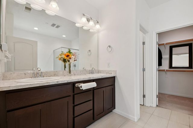 7831 Zaragoza Walk, Sacramento, CA 95823