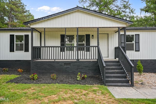911 Heritage Way, Cameron, NC 28326